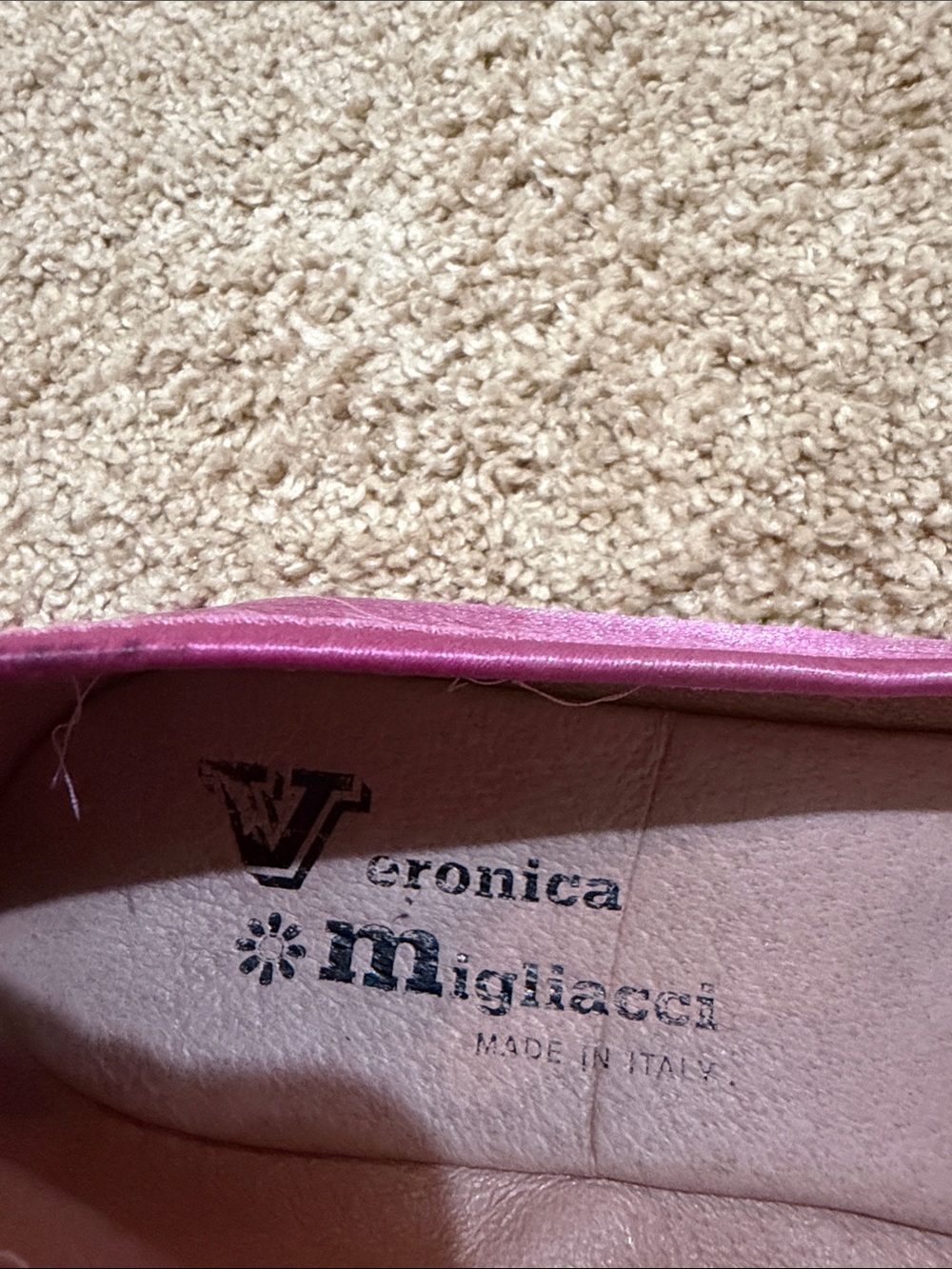 Made in Italy Women’s Pink Satin Ballet Flat, never worn - Picture 5 of 8